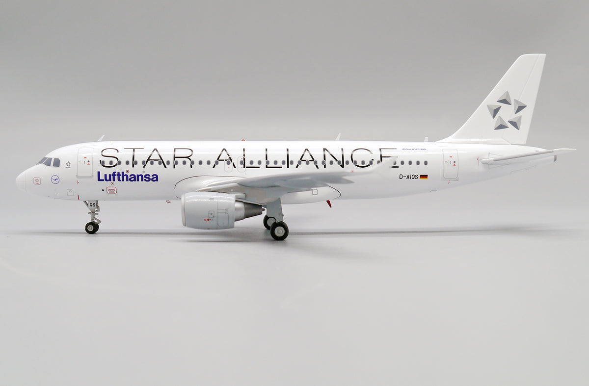 ルフトハンザ A320 D-AIQS 1/200 Jcwings ルフトハンザ A320 D-AIQS 1/200 EW2320013