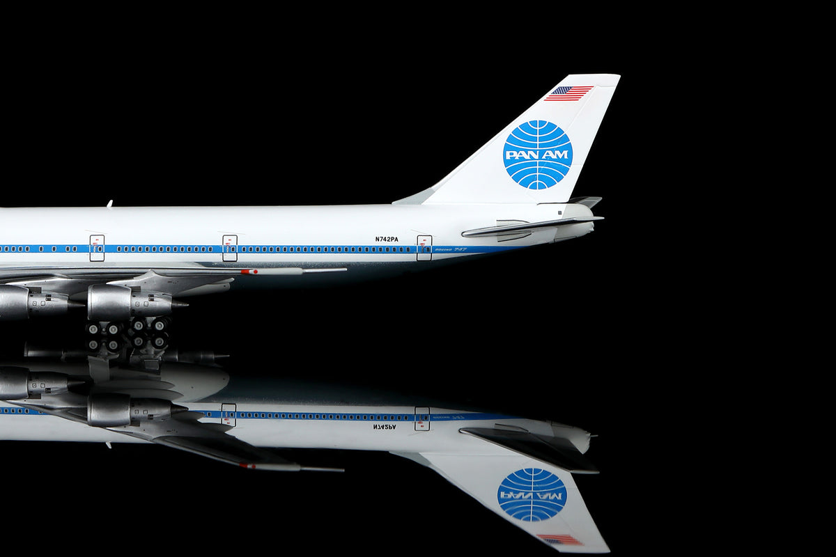 HX Models パンナム航空 747-100 N742PA 1/400 B551411P