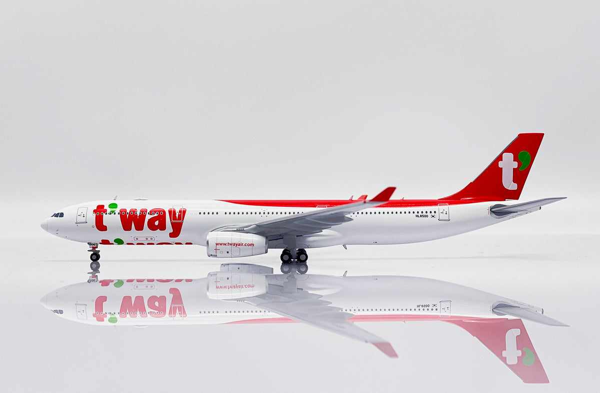 【ラッピング不可】 Jcwings Aircraftmodels777 – LH4285 1/400 HL8500 A330-300 T'Way 民間航空機