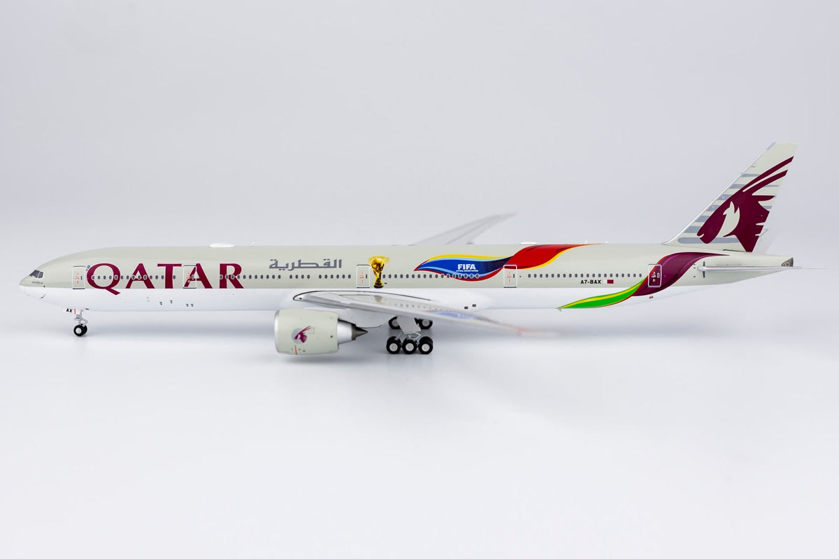 売れ筋介護用品も！ NGmodel カタール航空 777-300ER A7-BAX 1/400 73029 民間航空機