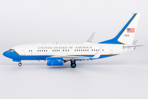 NGmodel アメリカ空軍 C-40B (737-700 BBJ) 01-0015 1/200 05016