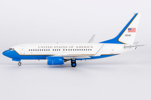 NGmodel アメリカ空軍 C-40C (737-700 BBJ) 09-0540 1/200 05017