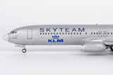 NGmodel KLMオランダ航空 737-900ER PH-BXO 1/200 09006