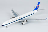 &lt;Reservierung&gt; NGmodel China Southern Airlines A330-300 B-300U 1/400 62065