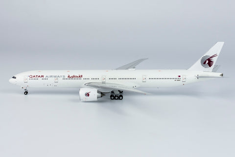 ＜取り寄せ＞NGmodel カタール航空 777-300ER A7-BOC 1/400 73017