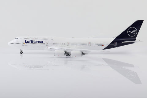 ＜取り寄せ＞SQwings ルフトハンザ 747-8 D-ABYA 1/200 L2054