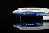 ＜取り寄せ＞SQwings ボーイング 747-8 ハウスカラー 1/200 L2072