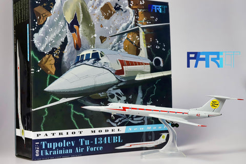 Patriot model ウクライナ空軍 Tu-134UBL 42 1/200 PT-200-008