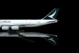 ＜予約＞SQwings キャセイパシフィック 747-8F B-LJN 1/200 L2188C(インタラクティブシリーズ版)