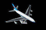 ＜Vorbestellung＞SQwings China Southern Airlines A380 B-6136 1/200 L2153 (Standardversion)
