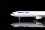 SQwings ルフトハンザカーゴ MD-11F D-ALCC 1/200 L2104 SQwings