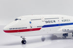 &lt;Reservierung&gt; Jcwings koreanisches Regierungsflugzeug 747-8 22001 1/200 LH2346