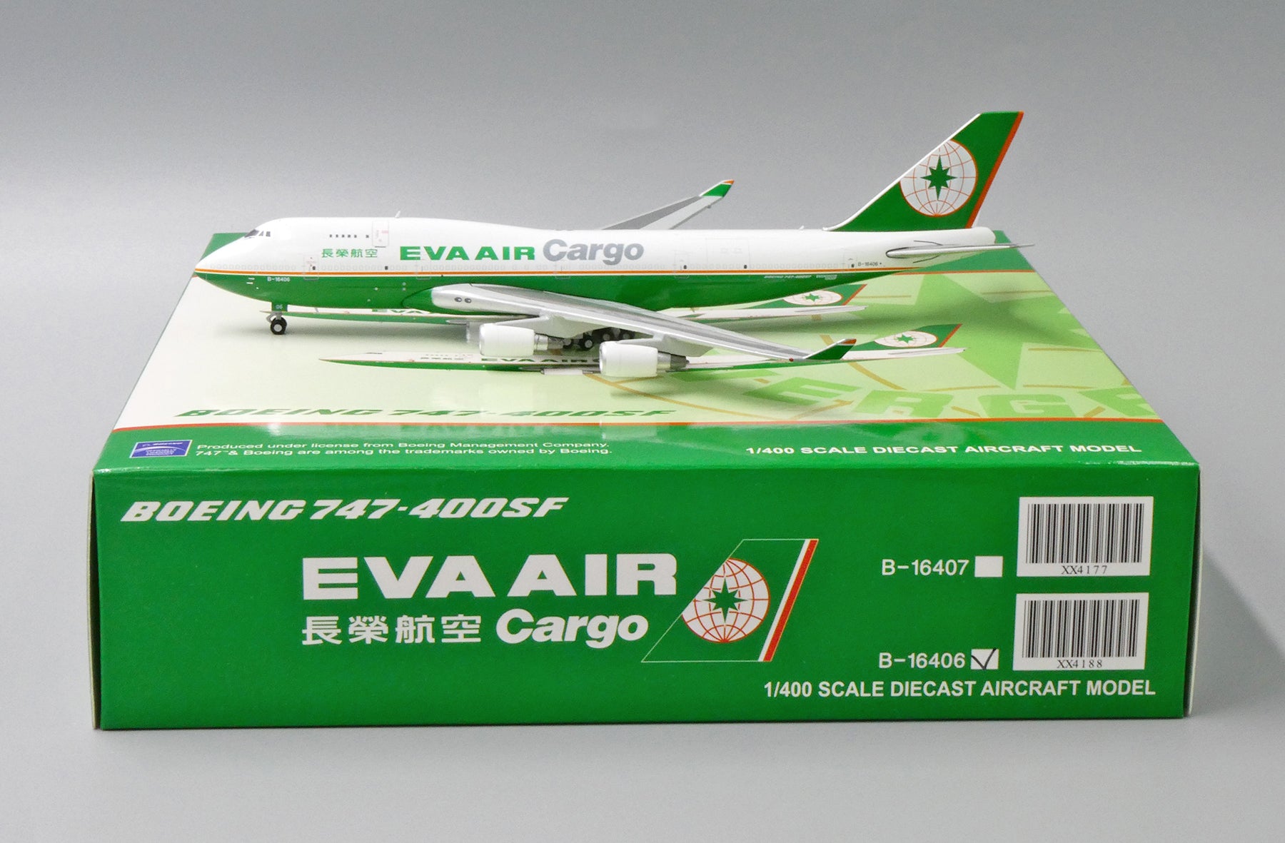 EVA エバー航空Boeing 747-400 1/300 hogan 特別塗装 Amazon | Bswath 模型 飛行機 1:300スケールモデル EVA Air