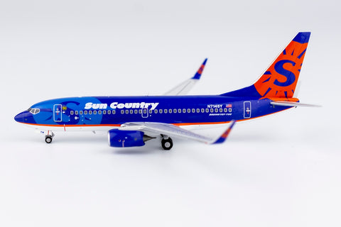 NGmodel Sun Country Airlines 737-700 N714SY 1/400 77012